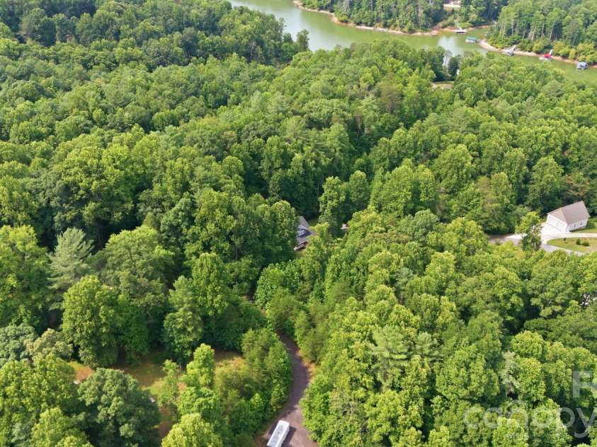 234 Williams Farm Road, Wilkesboro, NC 28697.  MLS# CAR4402074, YatesRealty ID 37404. 