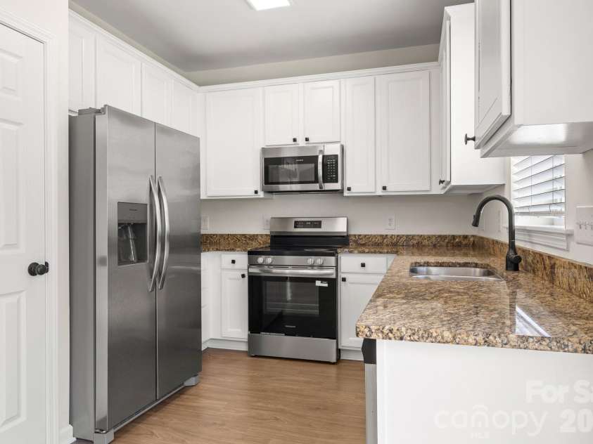745 Lumber Lane, Charlotte, NC 28214.  MLS# CAR4400879, YatesRealty ID 37405. 