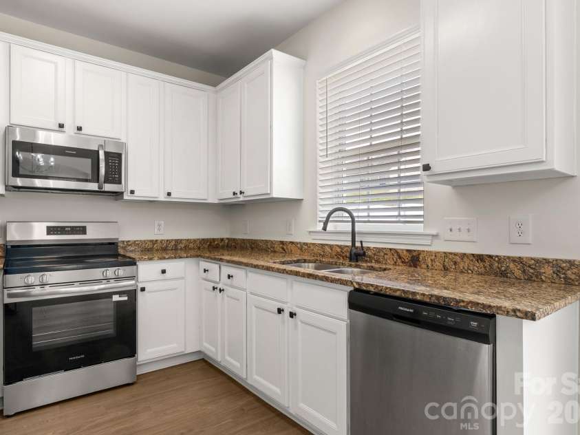 745 Lumber Lane, Charlotte, NC 28214.  MLS# CAR4400879, YatesRealty ID 37405. 