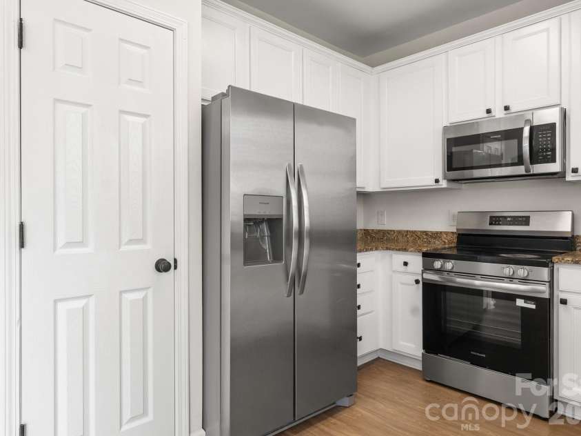 745 Lumber Lane, Charlotte, NC 28214.  MLS# CAR4400879, YatesRealty ID 37405. 