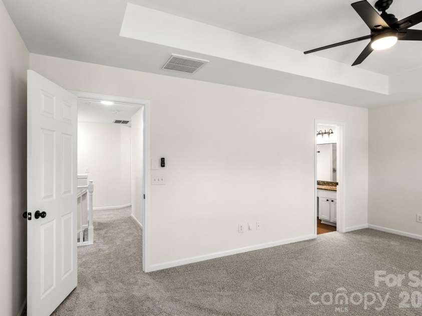 745 Lumber Lane, Charlotte, NC 28214.  MLS# CAR4400879, YatesRealty ID 37405. 