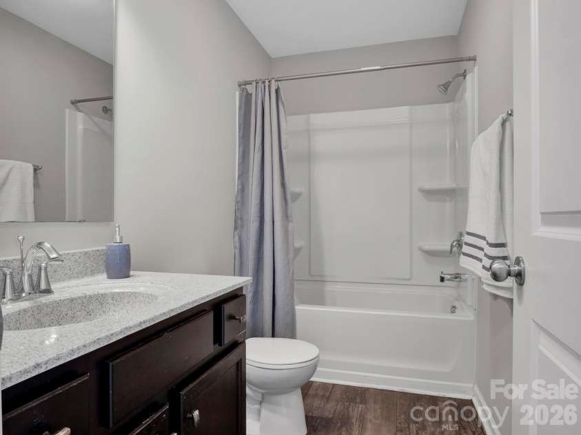 491 Melvista Avenue, Rock Hill, SC 29732.  MLS# CAR4396944, YatesRealty ID 37406. Secondary bathroom
