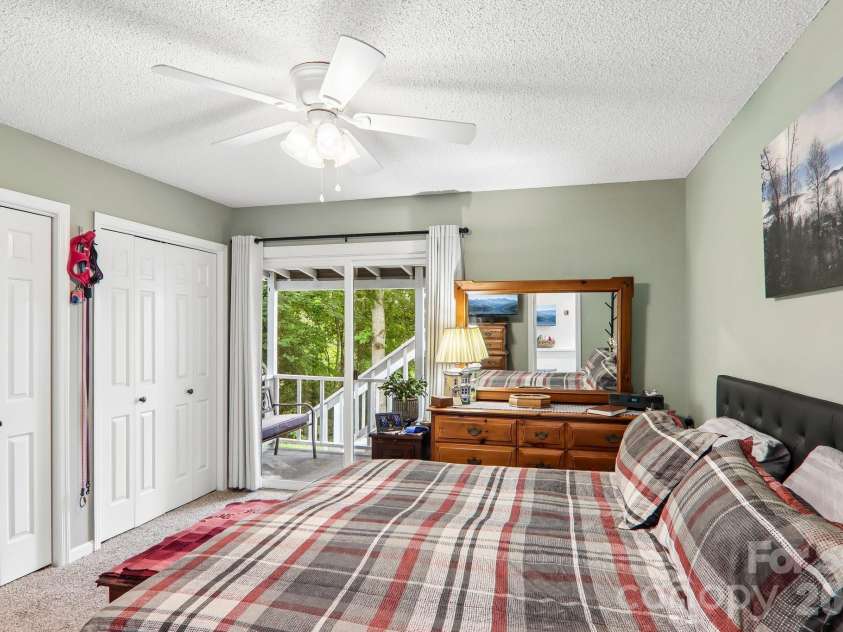 70 Nazarene Way, Waynesville, NC 28785.  MLS# CAR4399003, YatesRealty ID 37407. 