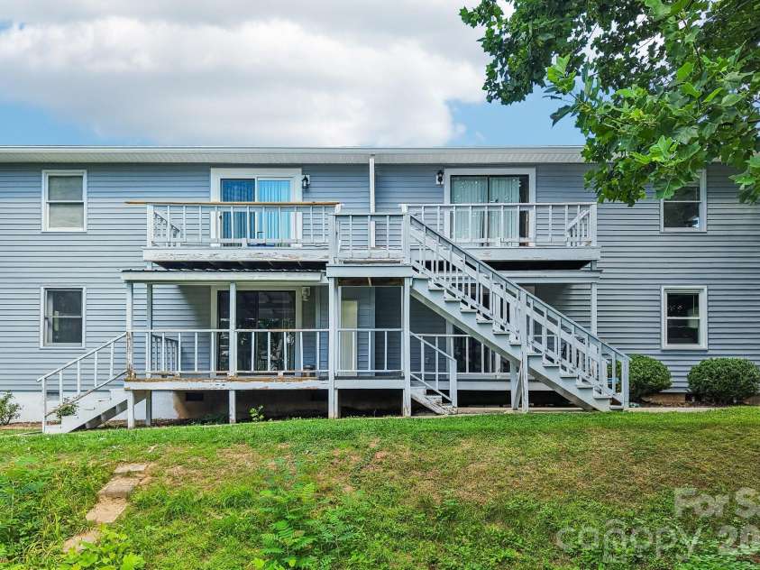 70 Nazarene Way, Waynesville, NC 28785.  MLS# CAR4399003, YatesRealty ID 37407. 