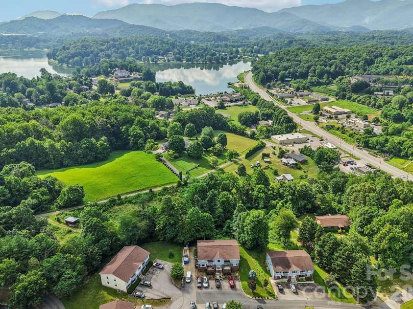 70 Nazarene Way, Waynesville, NC 28785.  MLS# CAR4399003, YatesRealty ID 37407. 
