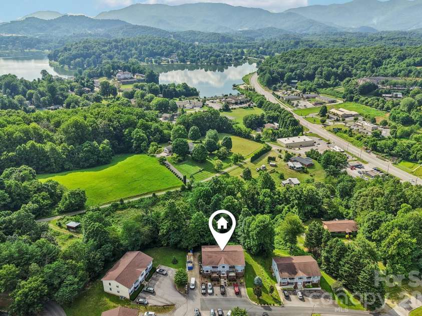 70 Nazarene Way, Waynesville, NC 28785.  MLS# CAR4399003, YatesRealty ID 37407. 