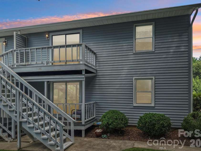 70 Nazarene Way, Waynesville, NC 28785.  MLS# CAR4399003, YatesRealty ID 37407. 