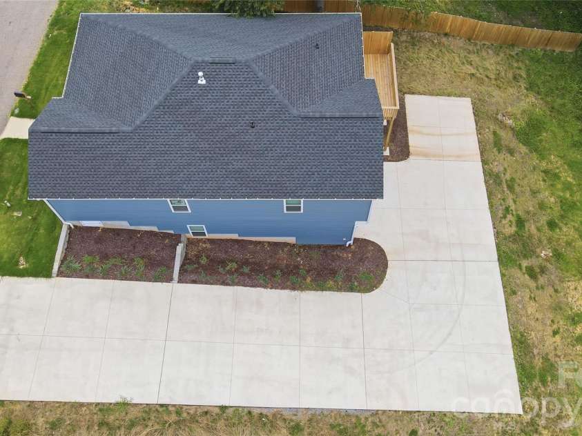 510 9th Street, Kannapolis, NC 28081.  MLS# CAR4401116, YatesRealty ID 37409. 