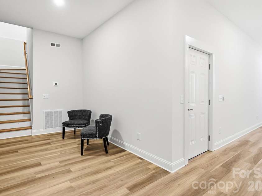 510 9th Street, Kannapolis, NC 28081.  MLS# CAR4401116, YatesRealty ID 37409. 