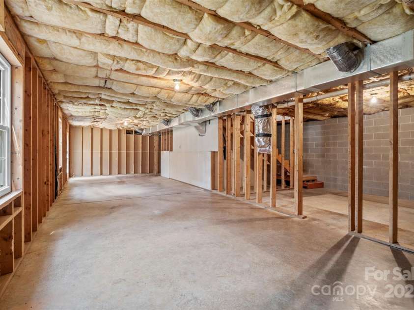 918 Teague Road, Marshall, NC 28753.  MLS# CAR4238994, YatesRealty ID 3741. 