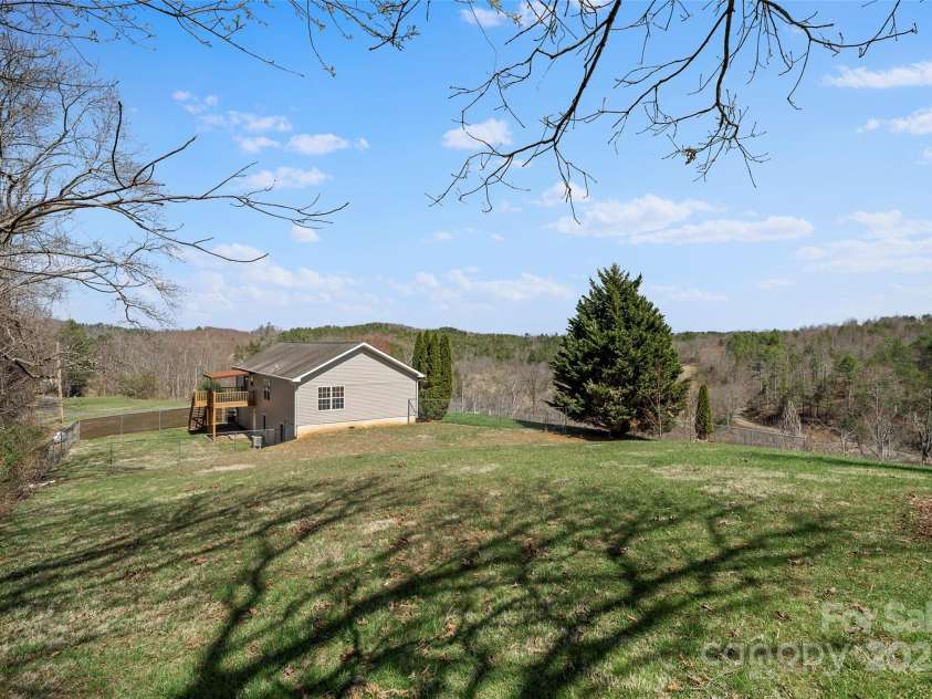 918 Teague Road, Marshall, NC 28753.  MLS# CAR4238994, YatesRealty ID 3741. 