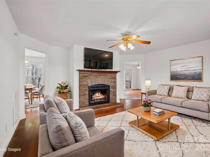 918 Teague Road, Marshall, NC 28753.  MLS# CAR4238994, YatesRealty ID 3741. Virtually Staged