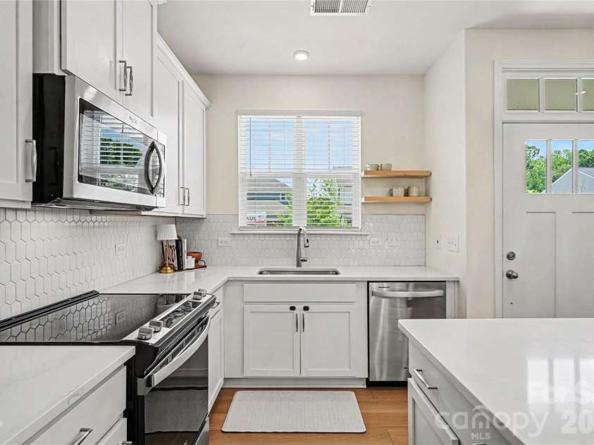 1530 Cedar Tree Drive, Belmont, NC 28012.  MLS# CAR4395875, YatesRealty ID 37410. 