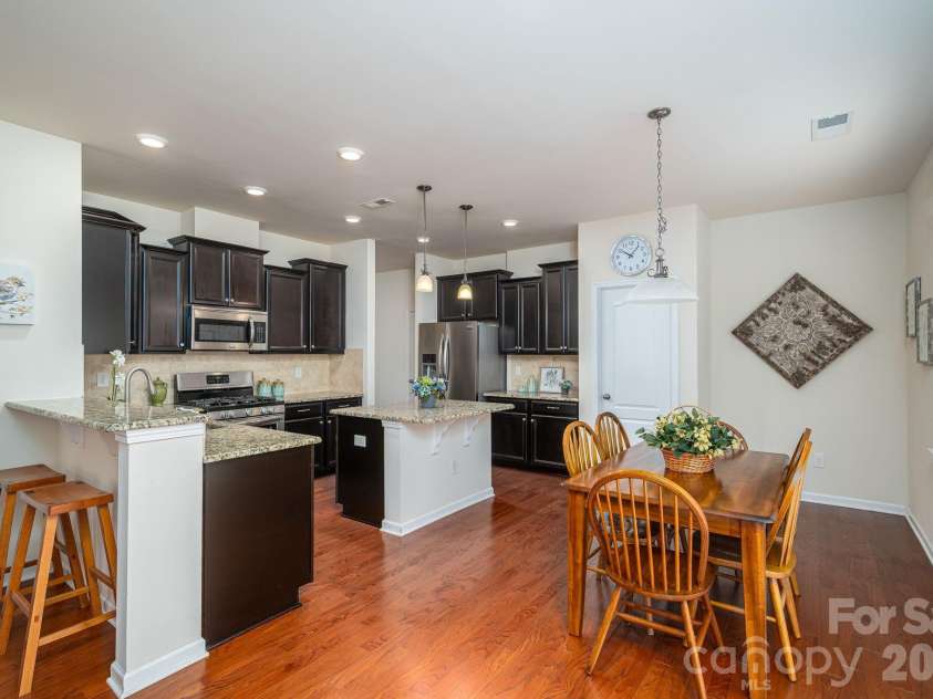 3404 Donnington Way, Gastonia, NC 28056.  MLS# CAR4403237, YatesRealty ID 37411. 