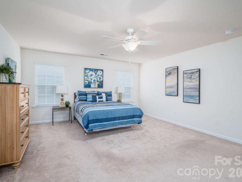 3404 Donnington Way, Gastonia, NC 28056.  MLS# CAR4403237, YatesRealty ID 37411. 