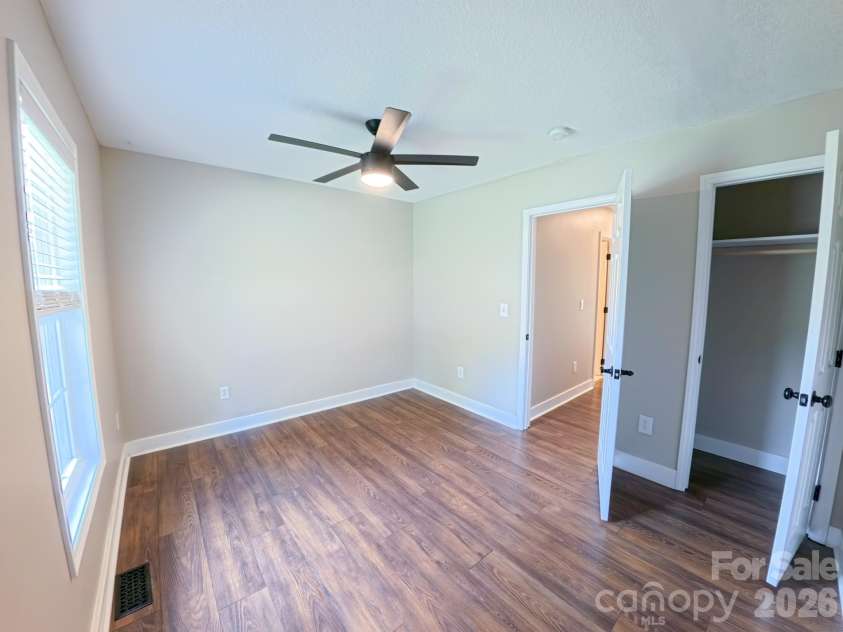 101 Tail Feather Lane, Candler, NC 28715.  MLS# CAR4398430, YatesRealty ID 37414. 2nd Bedroom