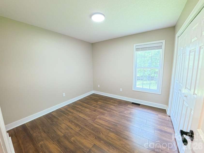101 Tail Feather Lane, Candler, NC 28715.  MLS# CAR4398430, YatesRealty ID 37414. 3rd Bedroom