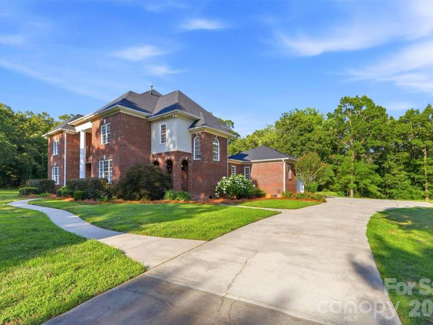 9620 Covey Trail, Indian Trail, NC 28079.  MLS# CAR4404053, YatesRealty ID 37415. 