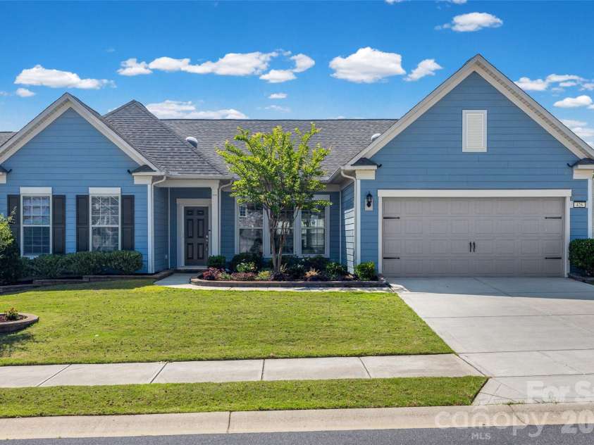 426 Haven Avenue, Fort Mill, SC 29715.  MLS# CAR4369775, YatesRealty ID 37416. 