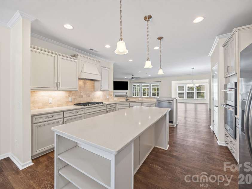 426 Haven Avenue, Fort Mill, SC 29715.  MLS# CAR4369775, YatesRealty ID 37416. 
