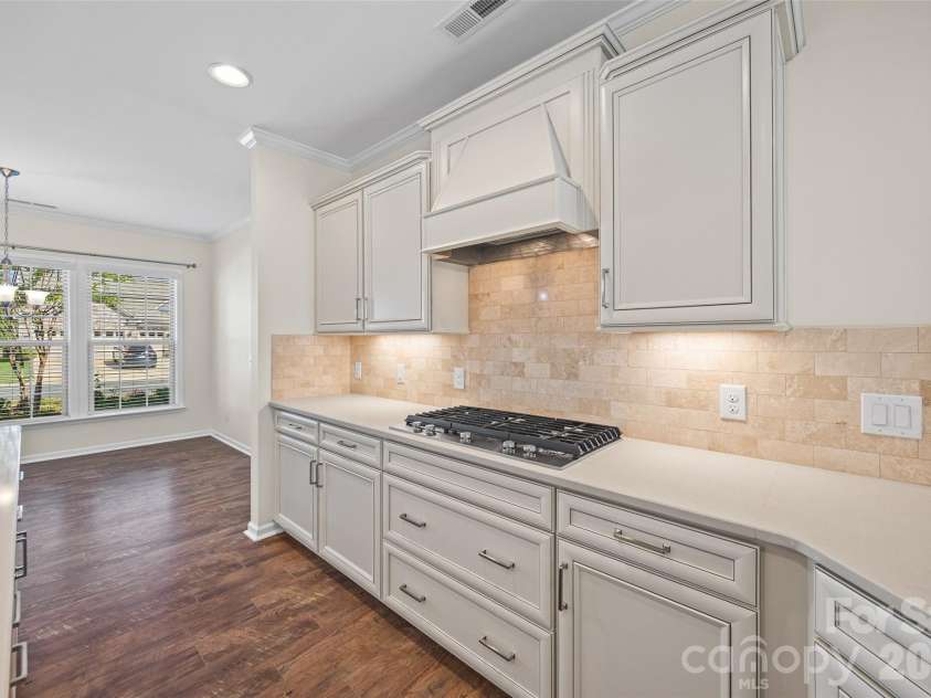 426 Haven Avenue, Fort Mill, SC 29715.  MLS# CAR4369775, YatesRealty ID 37416. 