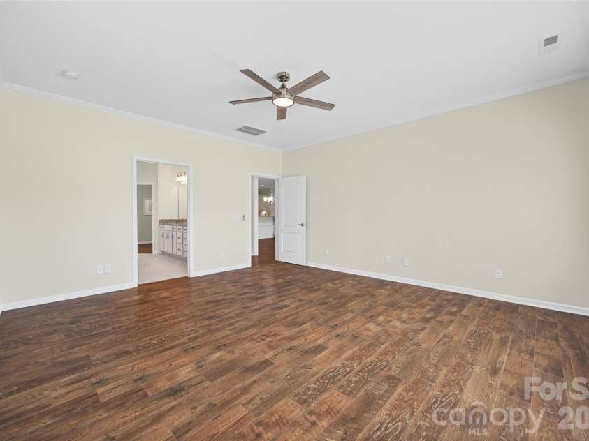 426 Haven Avenue, Fort Mill, SC 29715.  MLS# CAR4369775, YatesRealty ID 37416. 