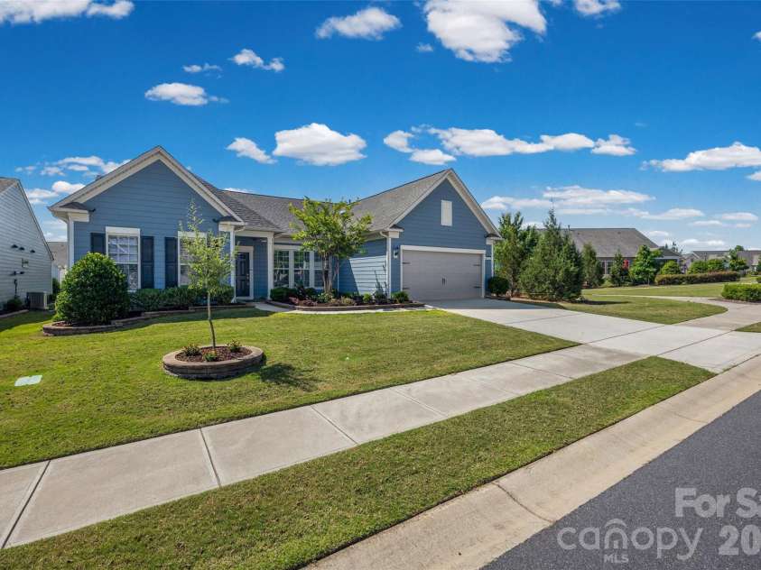 426 Haven Avenue, Fort Mill, SC 29715.  MLS# CAR4369775, YatesRealty ID 37416. 