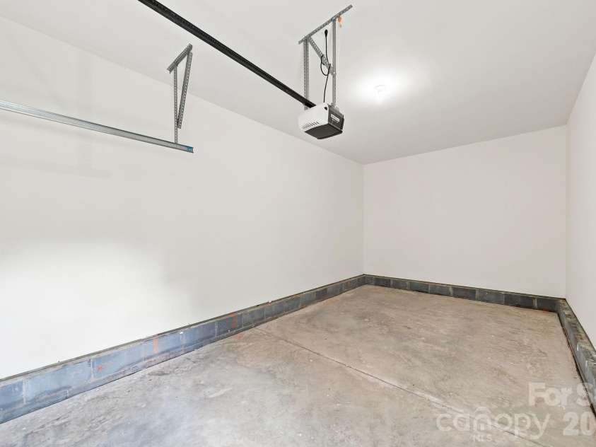 1410 Hubbard Terrace, Shelby, NC 28152.  MLS# CAR4395923, YatesRealty ID 37417. Garage Interior