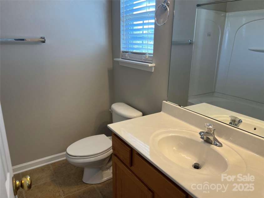 10824 Twisted Bark Lane, Charlotte, NC 28213.  MLS# CAR4239669, YatesRealty ID 3742. 