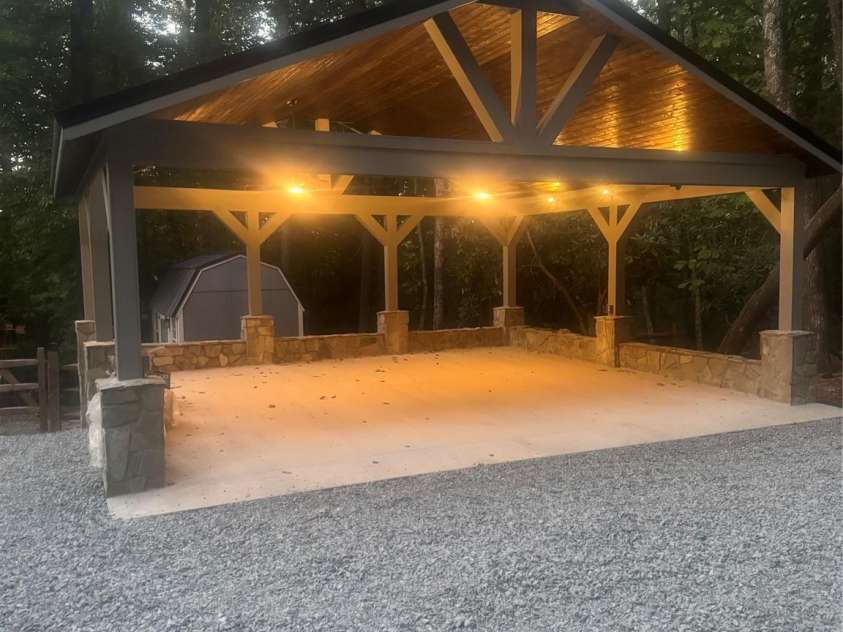 21 Maple Leaf Lane, Glade Valley, NC 28627.  MLS# CAR4328685, YatesRealty ID 3742. 