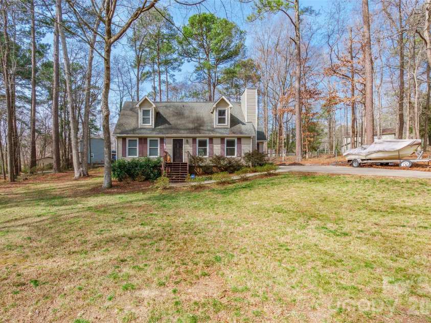4834 Country Oaks Drive, Rock Hill, SC 29732.  MLS# CAR4351479, YatesRealty ID 3742. 