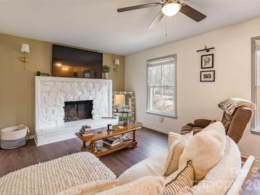 4834 Country Oaks Drive, Rock Hill, SC 29732.  MLS# CAR4351479, YatesRealty ID 3742. 