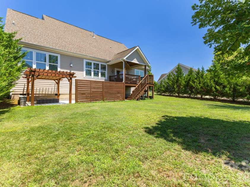 1210 39th Avenue, Hickory, NC 28601.  MLS# CAR4395071, YatesRealty ID 37420. 