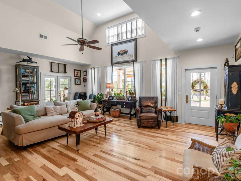 718 Jones Road, Kershaw, SC 29067.  MLS# CAR4395306, YatesRealty ID 37421. 