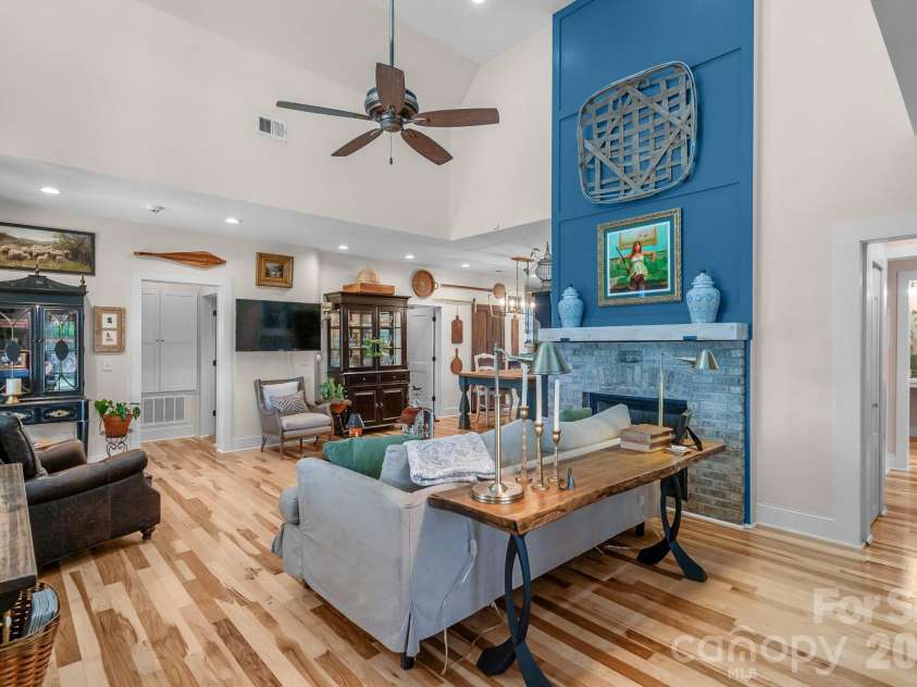 718 Jones Road, Kershaw, SC 29067.  MLS# CAR4395306, YatesRealty ID 37421. 