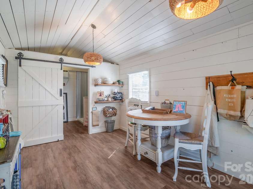 718 Jones Road, Kershaw, SC 29067.  MLS# CAR4395306, YatesRealty ID 37421. 
