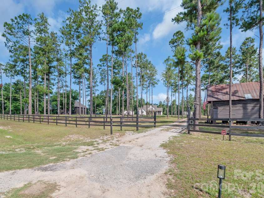 718 Jones Road, Kershaw, SC 29067.  MLS# CAR4395306, YatesRealty ID 37421. 