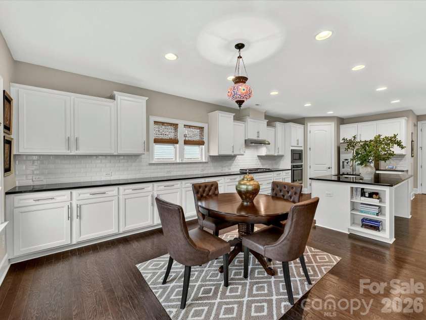 2028 Perry Pond Drive, Waxhaw, NC 28173.  MLS# CAR4383603, YatesRealty ID 37422. 