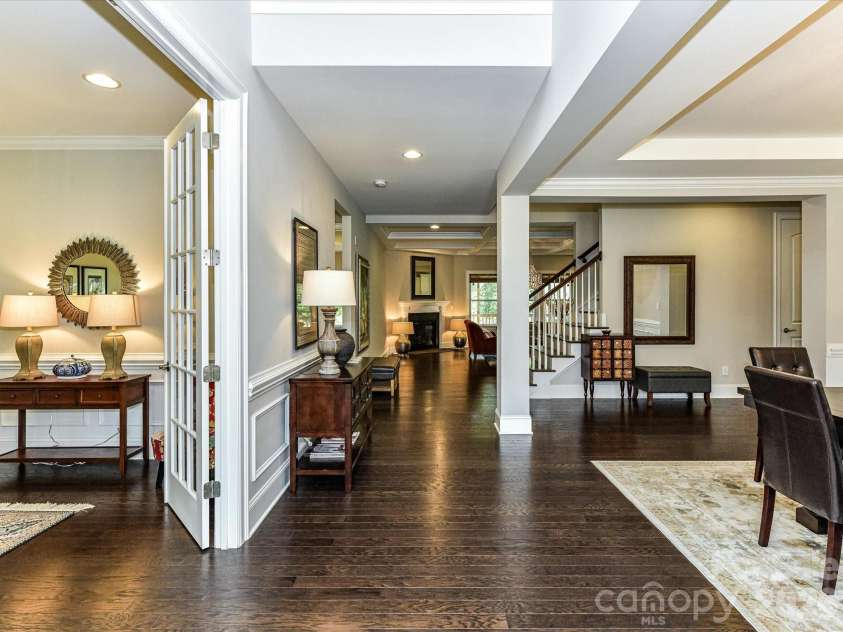 2028 Perry Pond Drive, Waxhaw, NC 28173.  MLS# CAR4383603, YatesRealty ID 37422. 