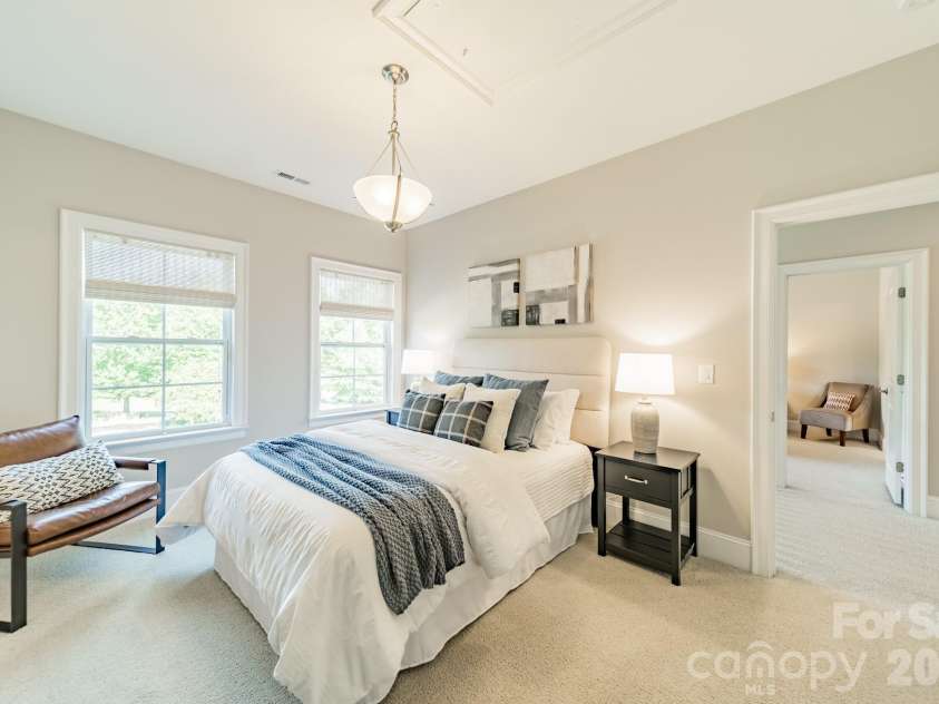 2028 Perry Pond Drive, Waxhaw, NC 28173.  MLS# CAR4420700, YatesRealty ID 37422. 