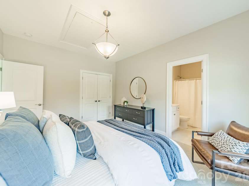 2028 Perry Pond Drive, Waxhaw, NC 28173.  MLS# CAR4420700, YatesRealty ID 37422. 