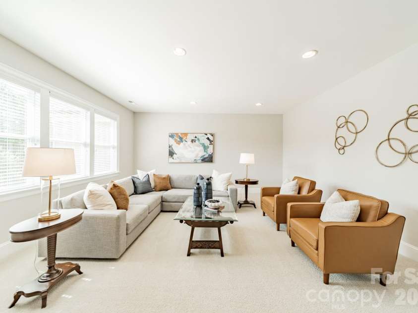 2028 Perry Pond Drive, Waxhaw, NC 28173.  MLS# CAR4420700, YatesRealty ID 37422. 