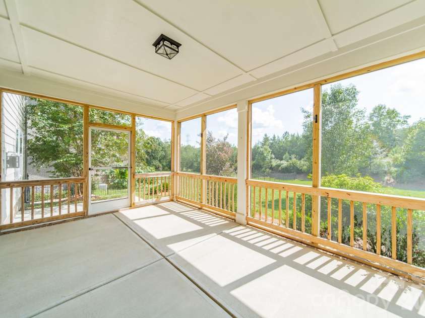 2028 Perry Pond Drive, Waxhaw, NC 28173.  MLS# CAR4420700, YatesRealty ID 37422. 