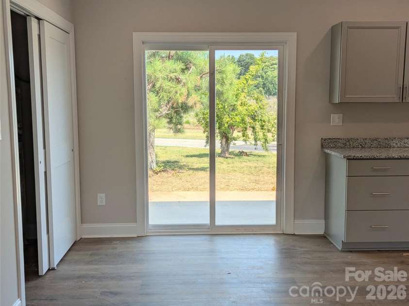 258 East Avenue, Monroe, NC 28110.  MLS# CAR4398935, YatesRealty ID 37423. Dining Area