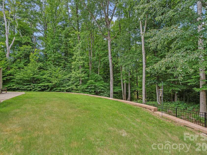 2026 Sweet William Drive, Harrisburg, NC 28075.  MLS# CAR4387267, YatesRealty ID 37427. 