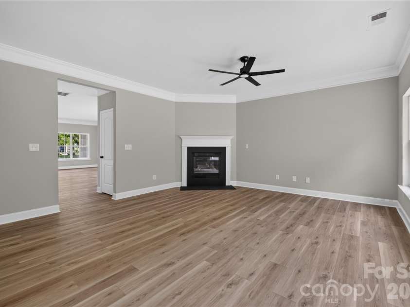 4348 Stone Mountain Drive, Gastonia, NC 28054.  MLS# CAR4404110, YatesRealty ID 37430. 