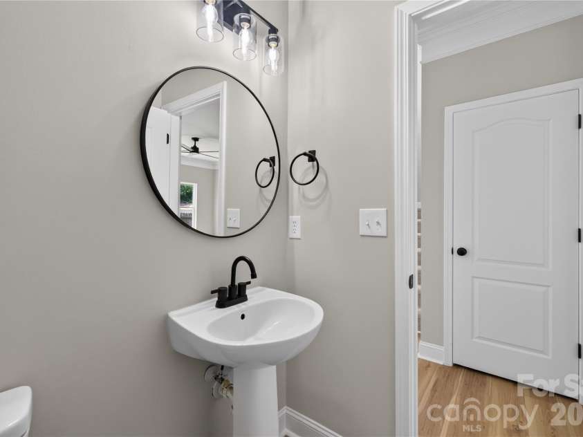 4348 Stone Mountain Drive, Gastonia, NC 28054.  MLS# CAR4404110, YatesRealty ID 37430. 