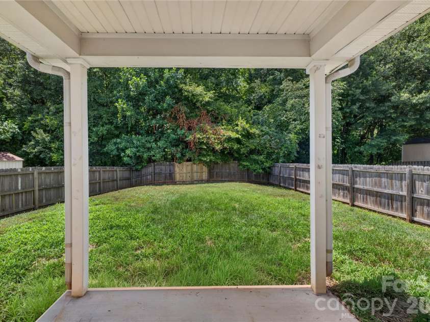 4348 Stone Mountain Drive, Gastonia, NC 28054.  MLS# CAR4404110, YatesRealty ID 37430. 
