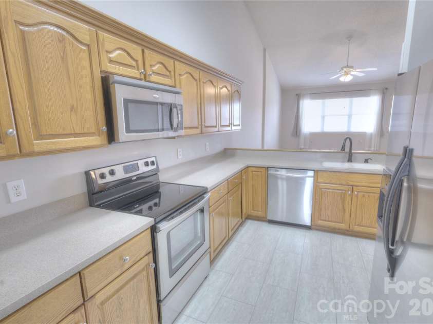 3927 Jasmine Lane, Denver, NC 28037.  MLS# CAR4403567, YatesRealty ID 37431. 