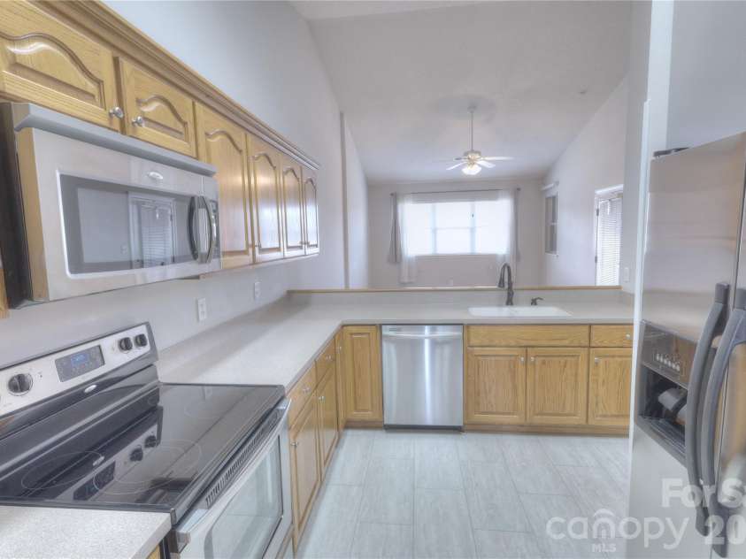 3927 Jasmine Lane, Denver, NC 28037.  MLS# CAR4403567, YatesRealty ID 37431. 